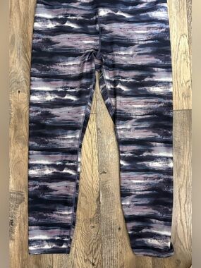 GAIAM  Navy Blue and Lavender Striped Active Leggings